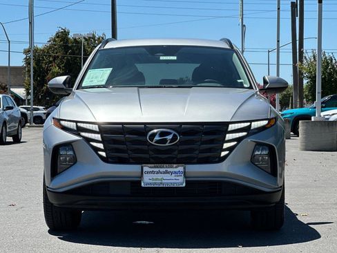 Used 2024 Hyundai Tucson SEL FWD image 9