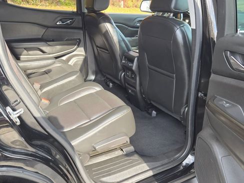 Used 2018 GMC Acadia SLT image 8