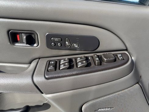 Used 2007 GMC Sierra 3500 SLT w/ Heavy-Duty Power Package image 25