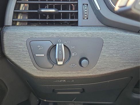 Used 2023 Audi A4 2.0T Premium Plus image 26