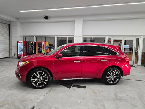 Used 2020 Acura MDX FWD w/ Advance Package image 3