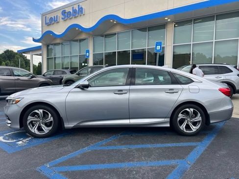 Used 2018 Honda Accord EX-L image 10