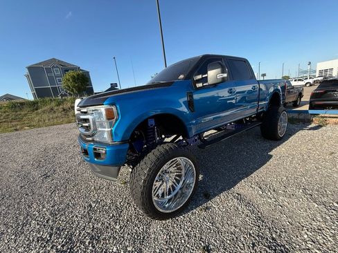 Used 2021 Ford F250 XLT AWD/4WD image 3