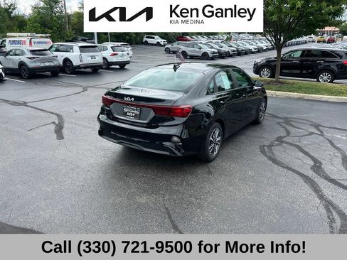 Certified 2023 Kia Forte LXS FWD image 11