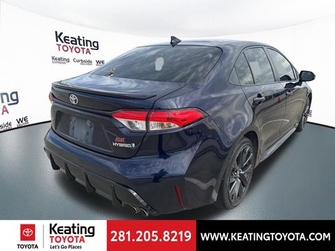 Certified 2024 Toyota Corolla SE w/ SE Package image 7