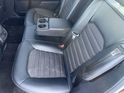 Used 2017 Ford Fusion SE w/ Equipment Group 201A image 30