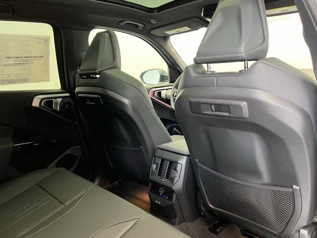 Used 2026 BMW X3 xDrive30i w/ Premium Package AWD/4WD image 8