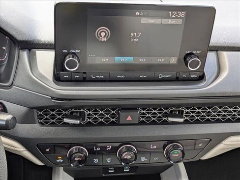 Used 2024 Honda Accord EX image 11