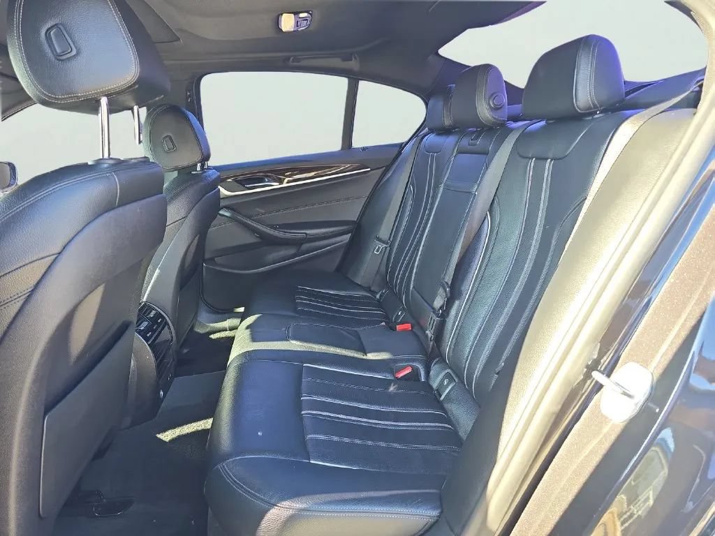 Used 2020 BMW 540i w/ Convenience Package RWD image 12