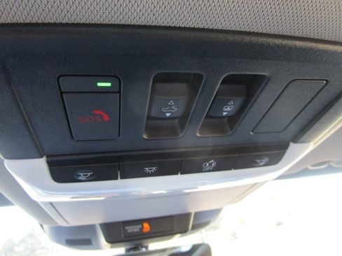 Used 2023 Nissan Rogue SL w/ SL Premium Package image 36