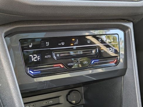 Certified 2022 Volkswagen Tiguan SEL R-Line image 23