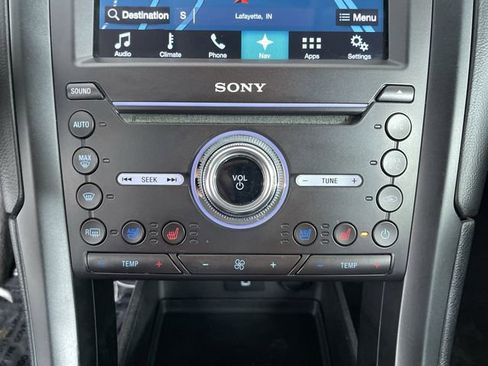 Used 2017 Ford Fusion Titanium image 24