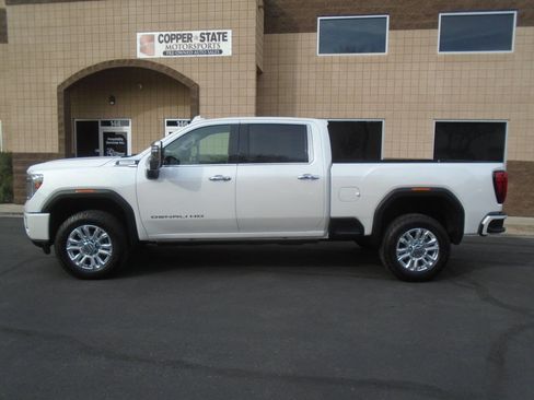 Used 2021 GMC Sierra 2500 Denali w/ Denali Ultimate Package image 9