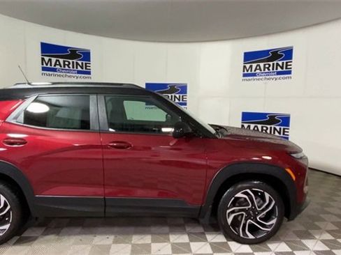 Certified 2025 Chevrolet TrailBlazer RS w/ Convenience Package image 3