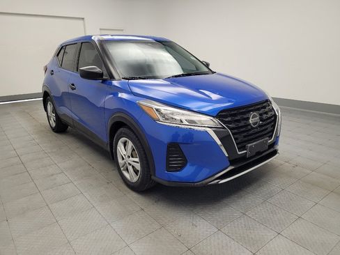 Used 2021 Nissan Kicks S FWD image 13