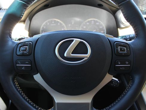 Used 2015 Lexus NX 200t FWD w/ Luxury Package image 15