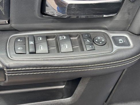 Used 2022 RAM 3500 Limited AWD/4WD image 17