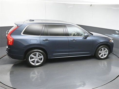 Used 2021 Volvo XC90 T5 Momentum w/ Climate Package image 49