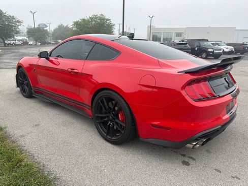 Used 2021 Ford Mustang Shelby GT500 w/ Technology Package RWD image 11