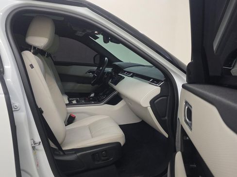 Used 2022 Land Rover Range Rover Velar S AWD/4WD image 7