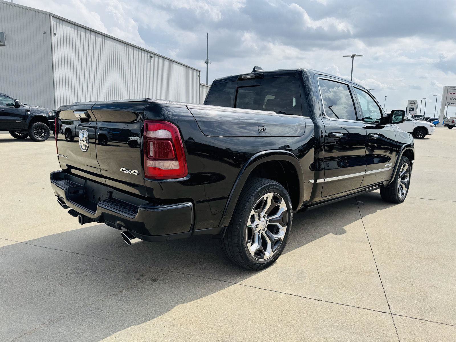 Used 2022 RAM 1500 Limited AWD/4WD image 51