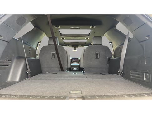 Used 2023 Chevrolet Traverse RS w/ LPO, Floor Liner Package AWD/4WD image 15