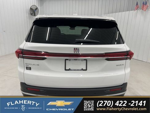 Used 2025 Buick Enclave Preferred AWD/4WD image 4