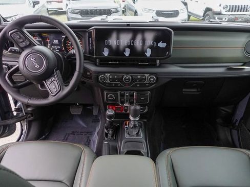 New 2026 Jeep Gladiator Mojave image 25