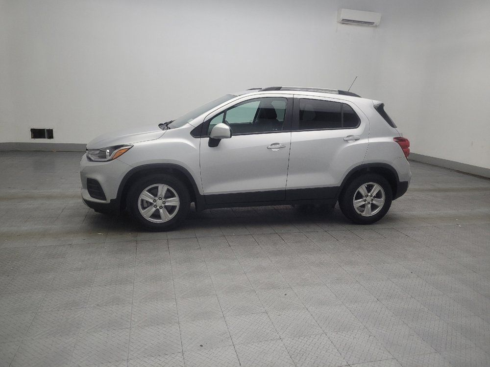 Used 2022 Chevrolet Trax LT w/ LT Convenience Package FWD image 2