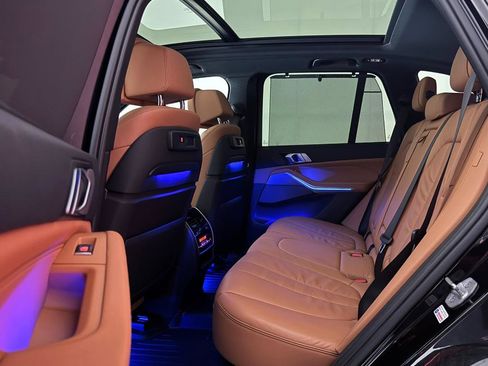 Used 2019 BMW X5 xDrive50i w/ Executive Package AWD/4WD image 22