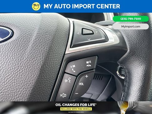 Used 2022 Ford Edge Titanium AWD/4WD image 18