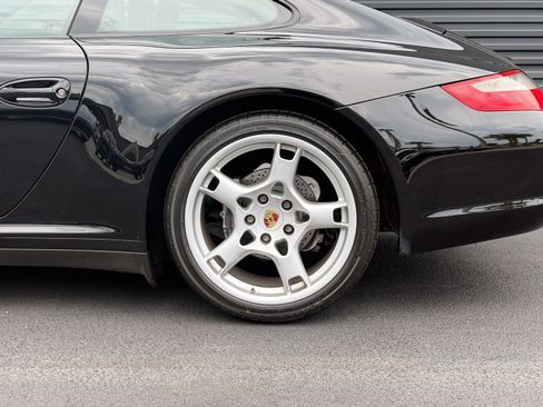 Used 2006 Porsche 911 Carrera RWD image 14