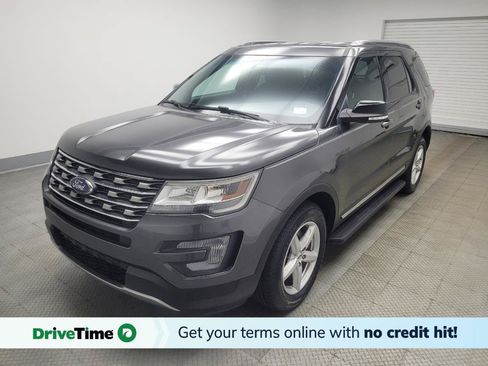 Used 2017 Ford Explorer XLT AWD/4WD image 1