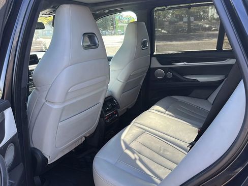 Used 2016 BMW X5 M Sport Utility 4D image 9