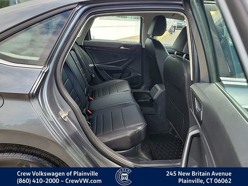 Certified 2024 Volkswagen Jetta SE FWD image 15