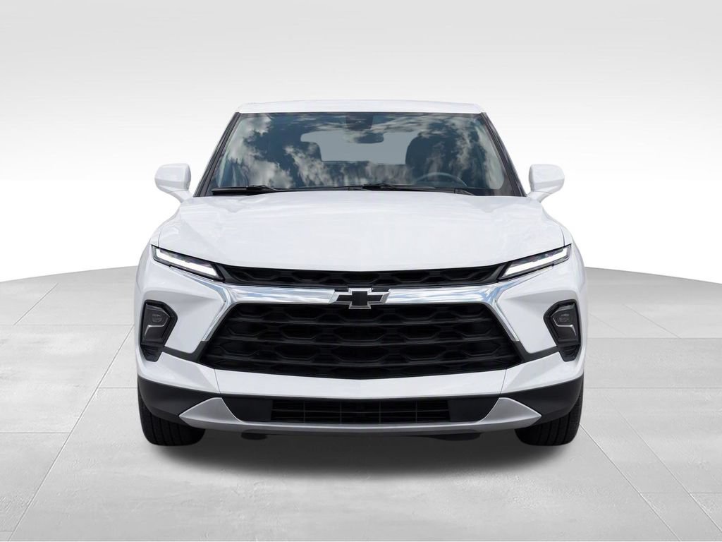 Used 2024 Chevrolet Blazer LT FWD image 7