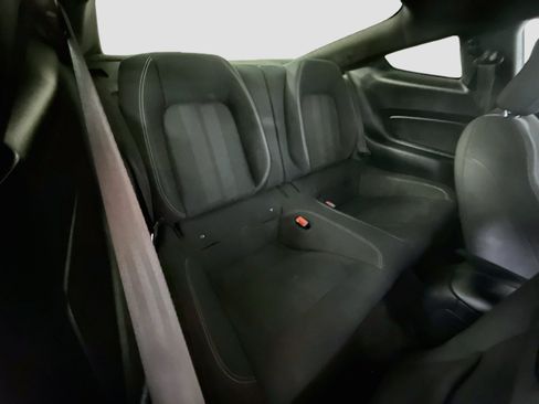Used 2018 Ford Mustang GT w/ Equipment Group 301A RWD image 26