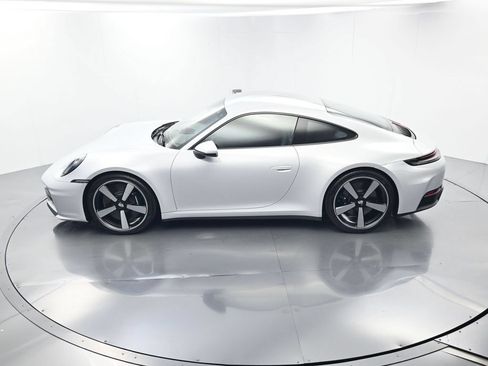 Certified 2026 Porsche 911 Carrera S RWD image 34