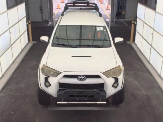 Used 2016 Toyota 4Runner SR5 RWD image 2