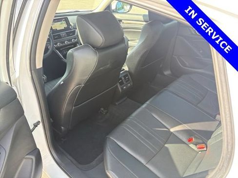 Used 2022 Honda Accord Touring image 36