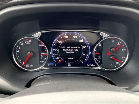 Used 2023 GMC Acadia Denali w/ Denali Technology Package AWD/4WD image 26