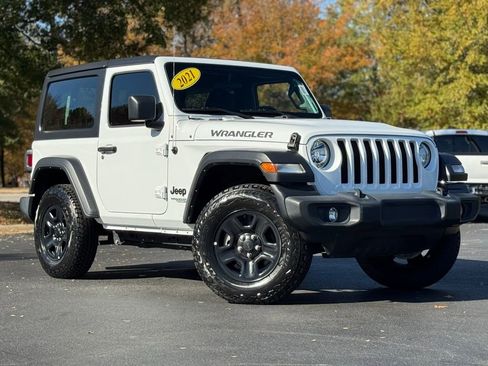 Used 2021 Jeep Wrangler Sport image 28