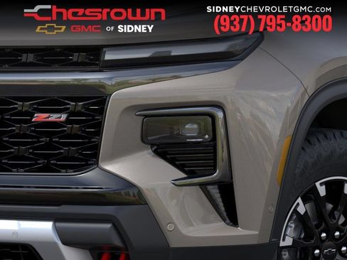 New 2026 Chevrolet Traverse Z71 w/ Enhanced Driving Package AWD/4WD image 10