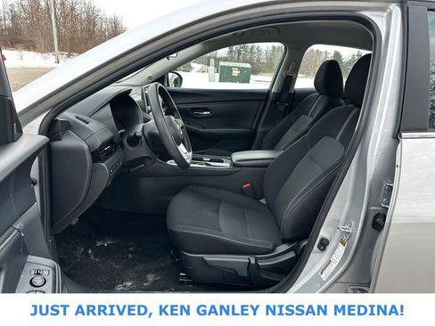 Used 2023 Nissan Sentra SV image 13