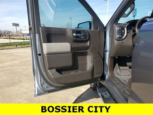 Certified 2020 GMC Sierra 1500 SLT w/ SLT Premium Package image 22