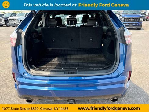 Used 2021 Ford Edge ST-Line w/ Class II Trailer Tow Package AWD/4WD image 11