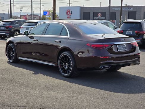 Certified 2022 Mercedes-Benz S 580 4MATIC Sedan w/ AMG Line Package image 3