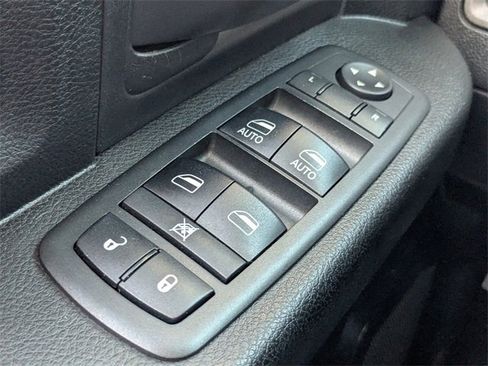 Used 2018 RAM 1500 Express image 20