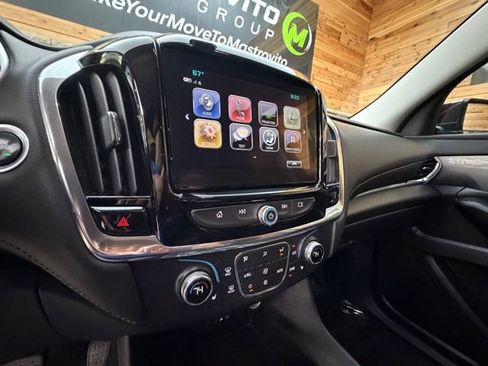 Used 2019 Chevrolet Traverse LT AWD/4WD image 21
