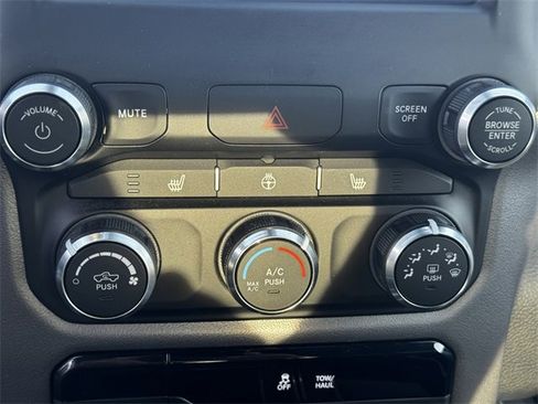 Used 2023 RAM 1500 Big Horn image 33
